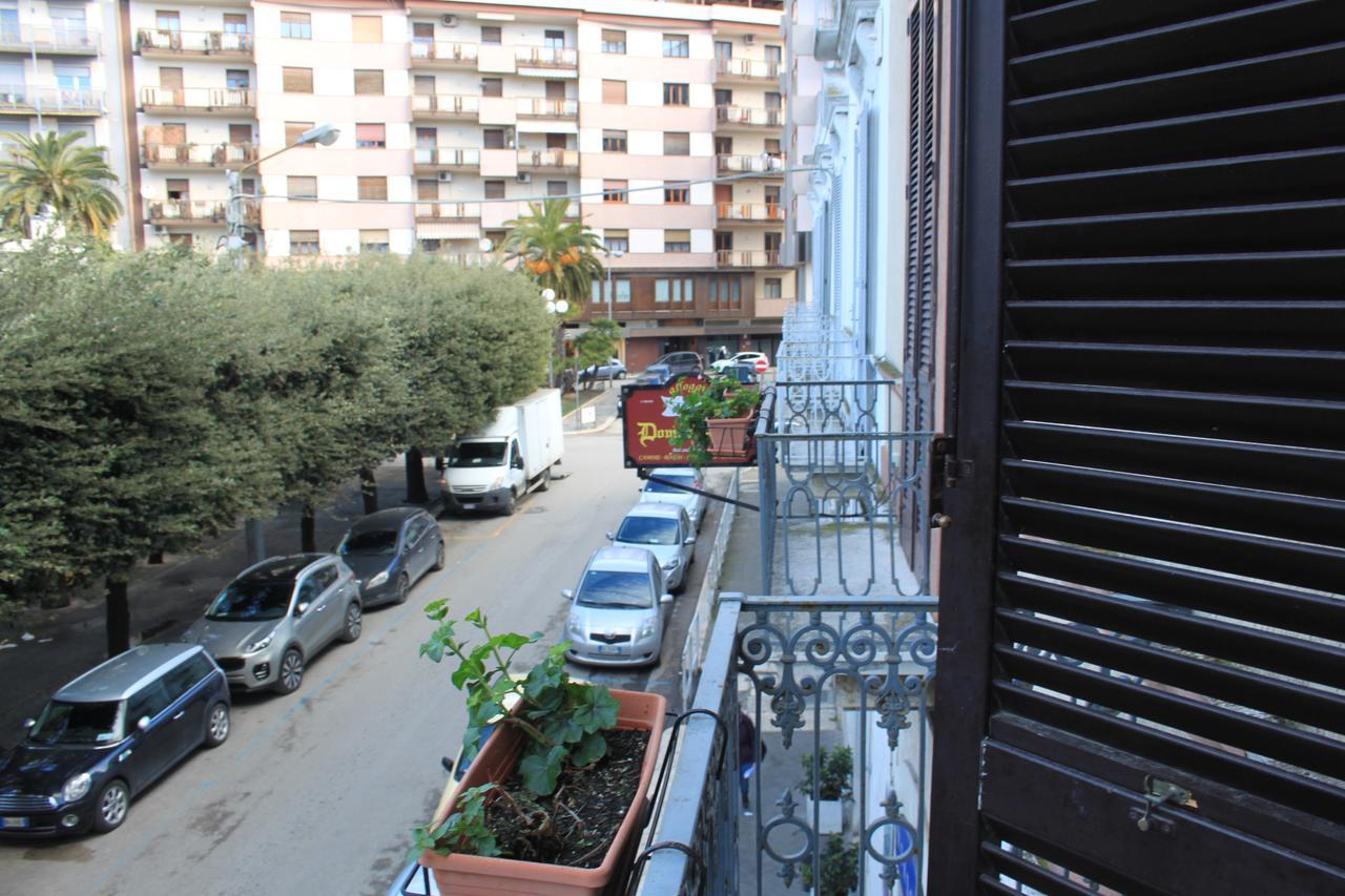 Domus Angela B&B Трани Экстерьер фото