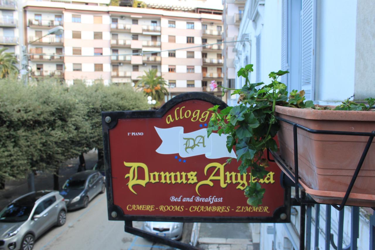 Domus Angela B&B Трани Экстерьер фото