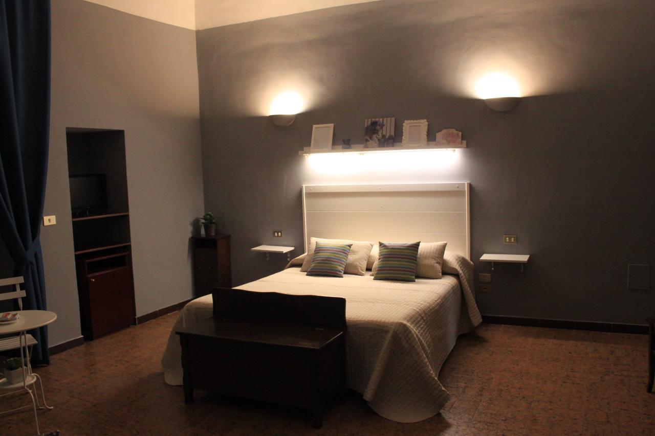 Domus Angela B&B Трани Экстерьер фото