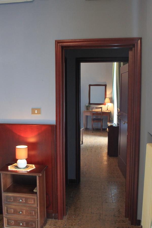 Domus Angela B&B Трани Экстерьер фото